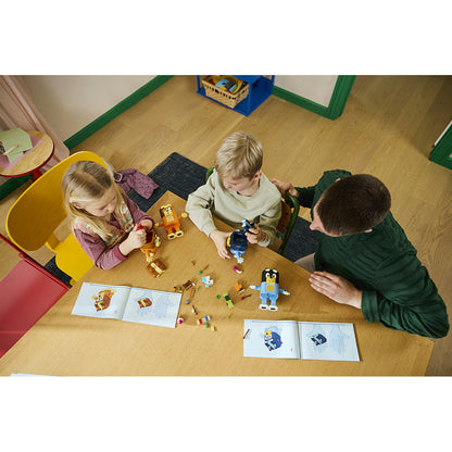 LEGO® Bluey Klossbygget Bluey-familie Lekefigurer 11217