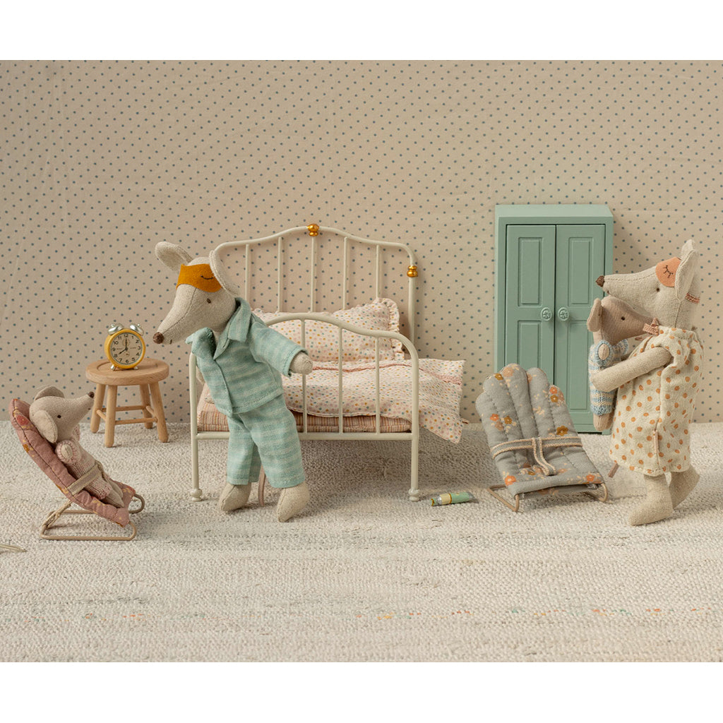 Maileg dukkeklær til far mus, pyjamas i mint/sand