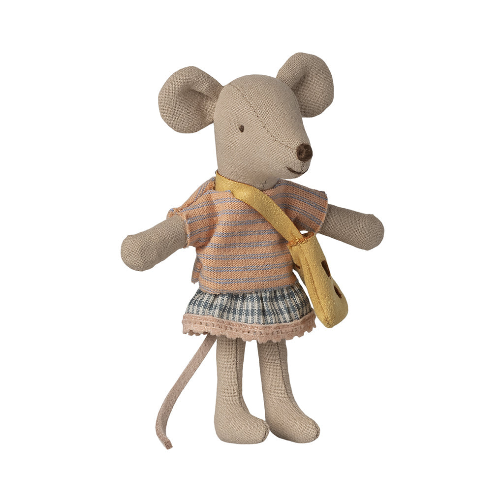 Maileg lillesøster mus med veske