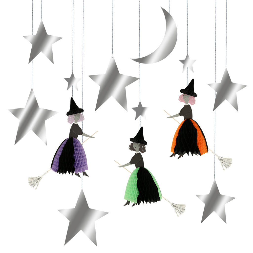 Meri Meri Halloween pynt, 3 flyvende honeycomb hekse blandt stjerner