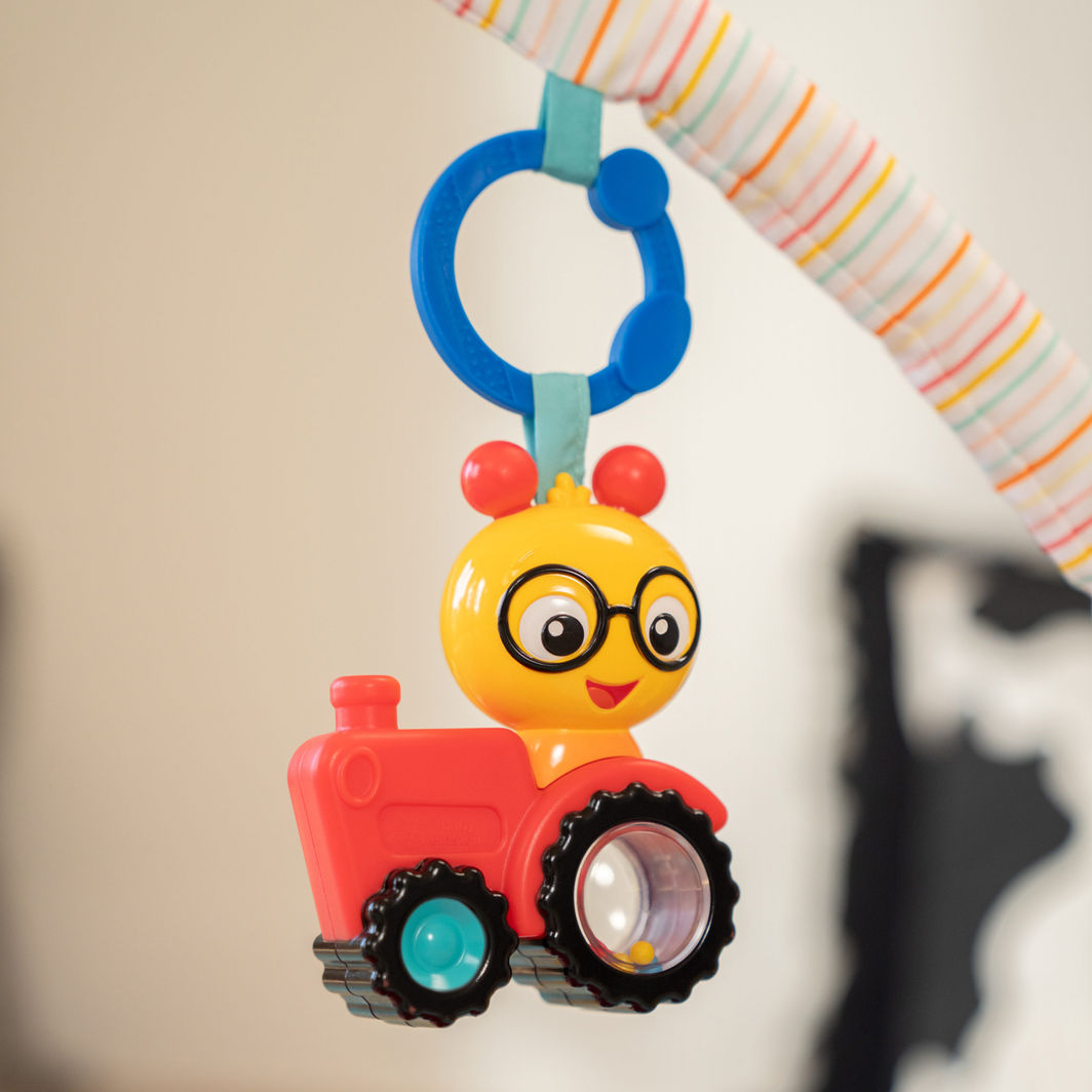 BABY Einstein Happy Harvest™ aktivitetsteppe med sanseopplevelser