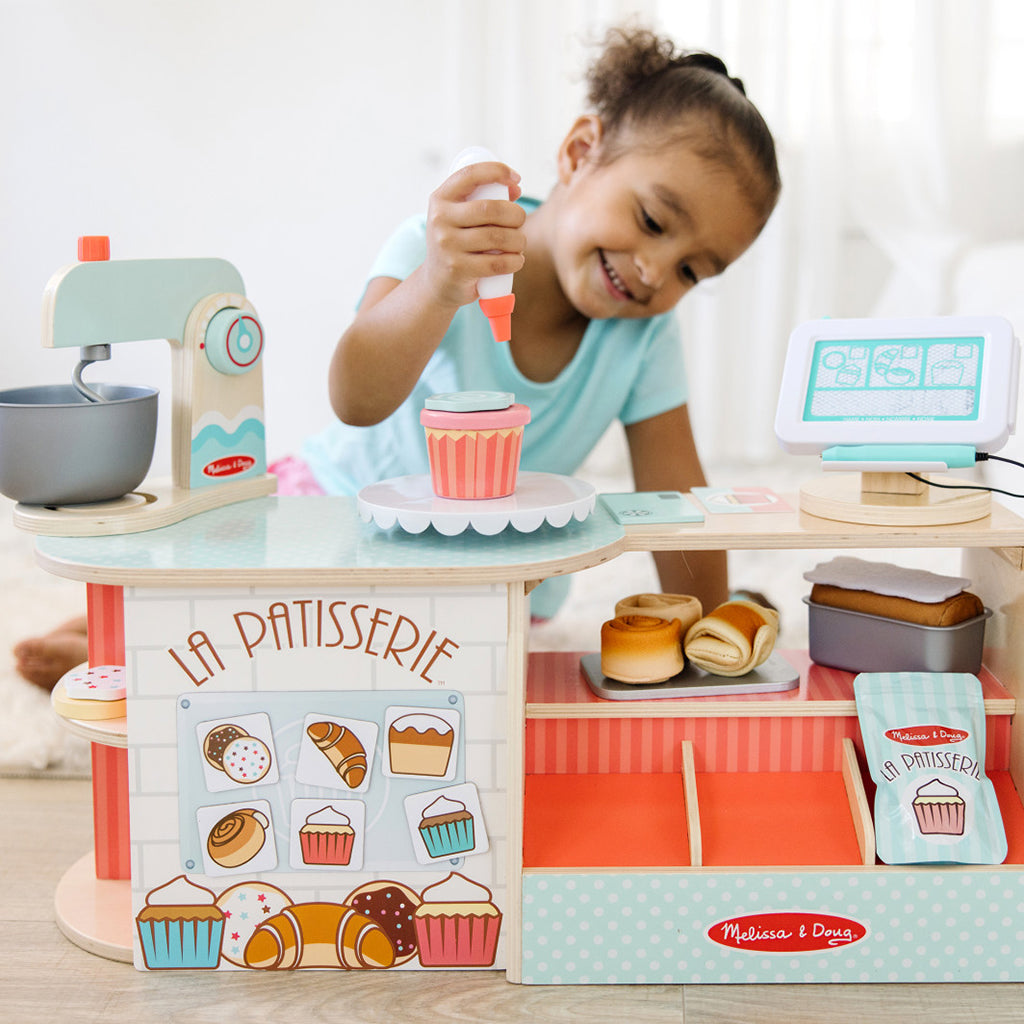 Melissa &amp; Doug Lekemat i tre, Bakerbutikk, La Patisserie - 39 deler