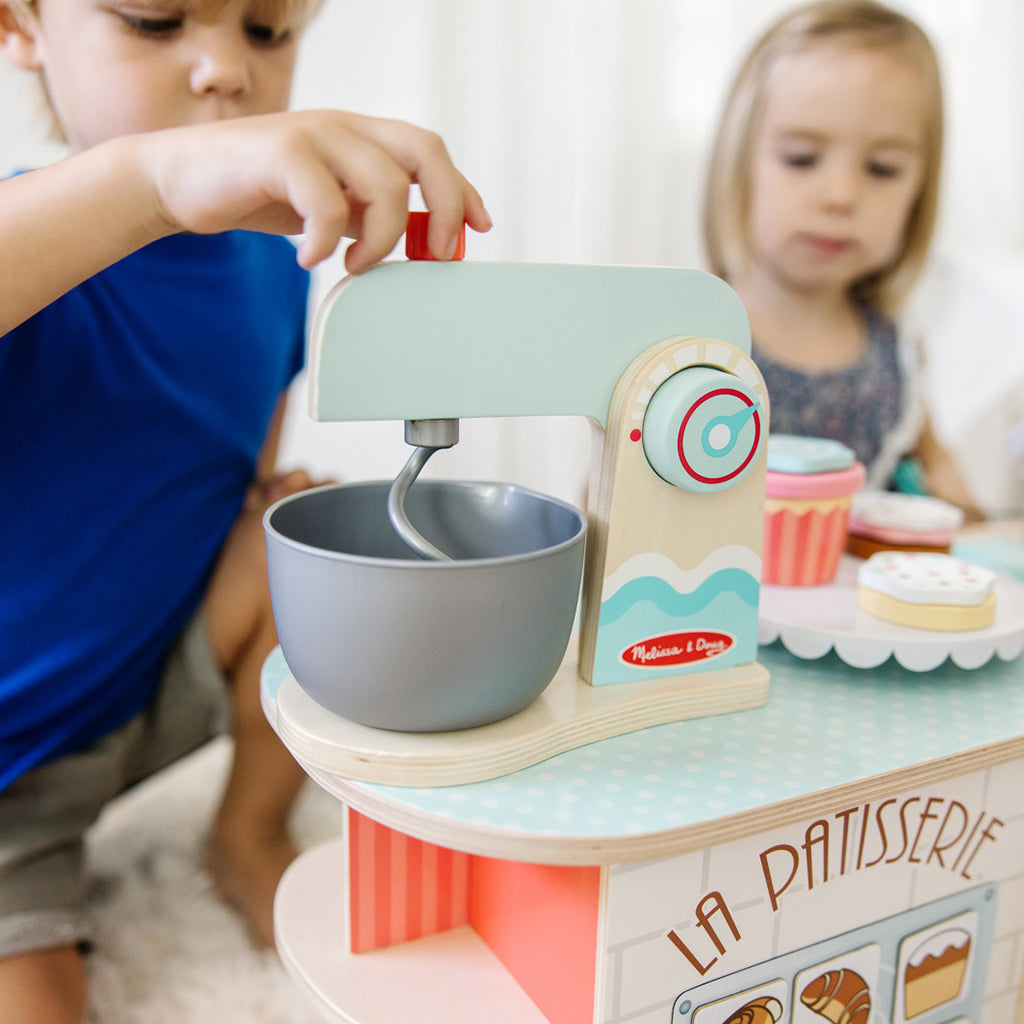 Melissa &amp; Doug Lekemat i tre, Bakerbutikk, La Patisserie - 39 deler