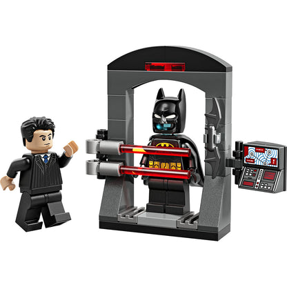 LEGO® Batman™ Bruce Wayne™ og batdrakten