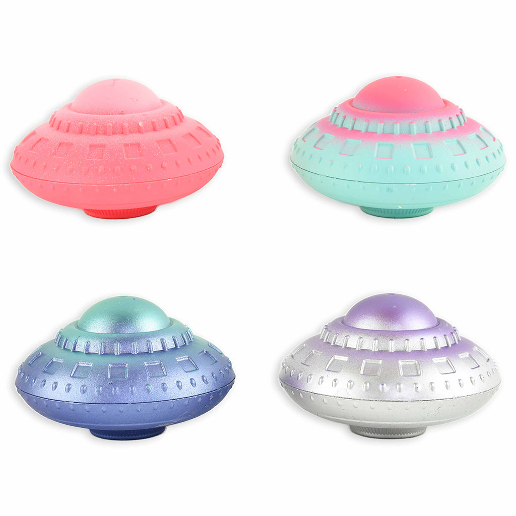 Robetoy UFO med alien som vokser i vann.