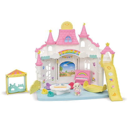 Sylvanian Families Solskinsslottets børnehave legesæt med rutsjebane og tilbehør