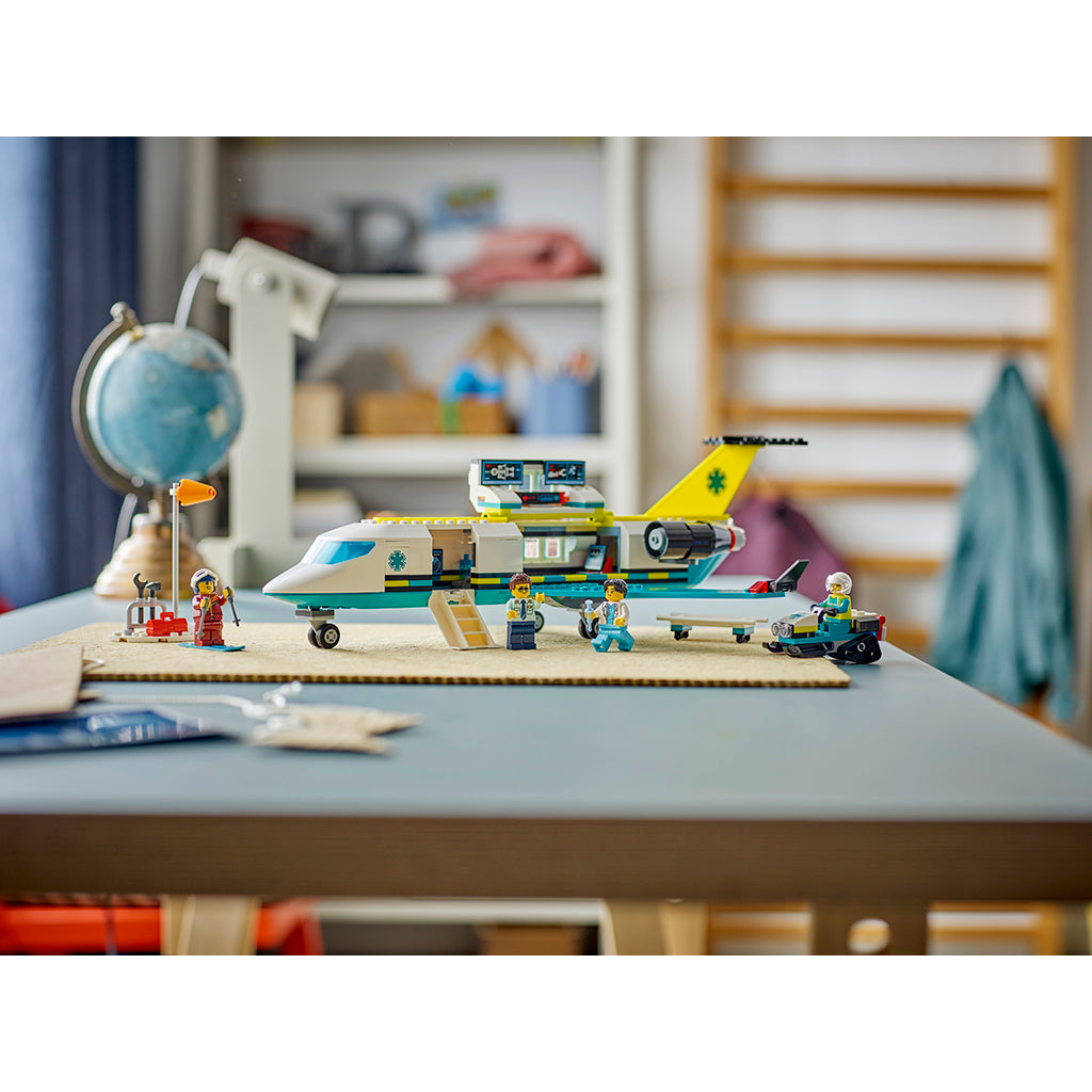 LEGO® City Store Kjøretøy, Ambulansefly
