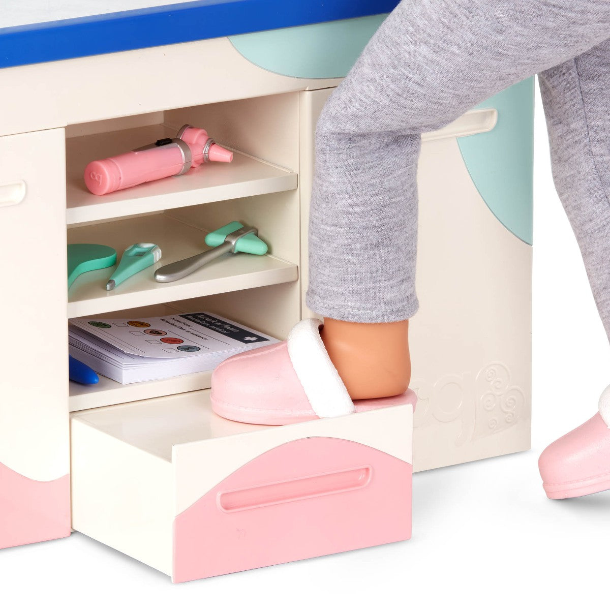 Our Generation dukketilbehør, Helsestasjon