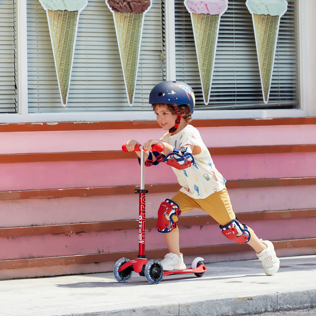 Micro Hjelm, Raket – Str. XS (1–3 år)