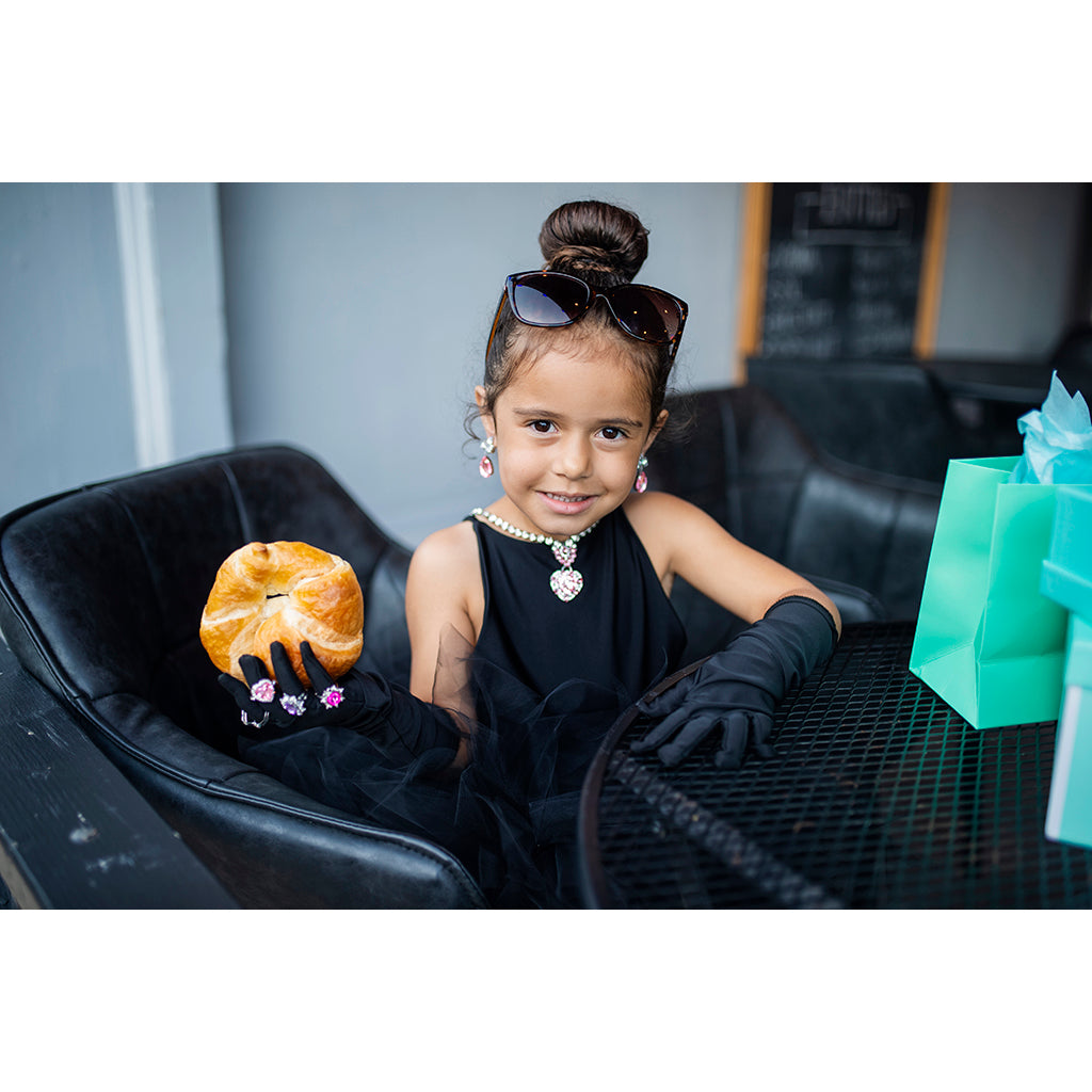 Great Pretenders, 5 ringer - The Elizabeth