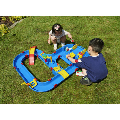 Aquaplay kanalsystem, Megabro