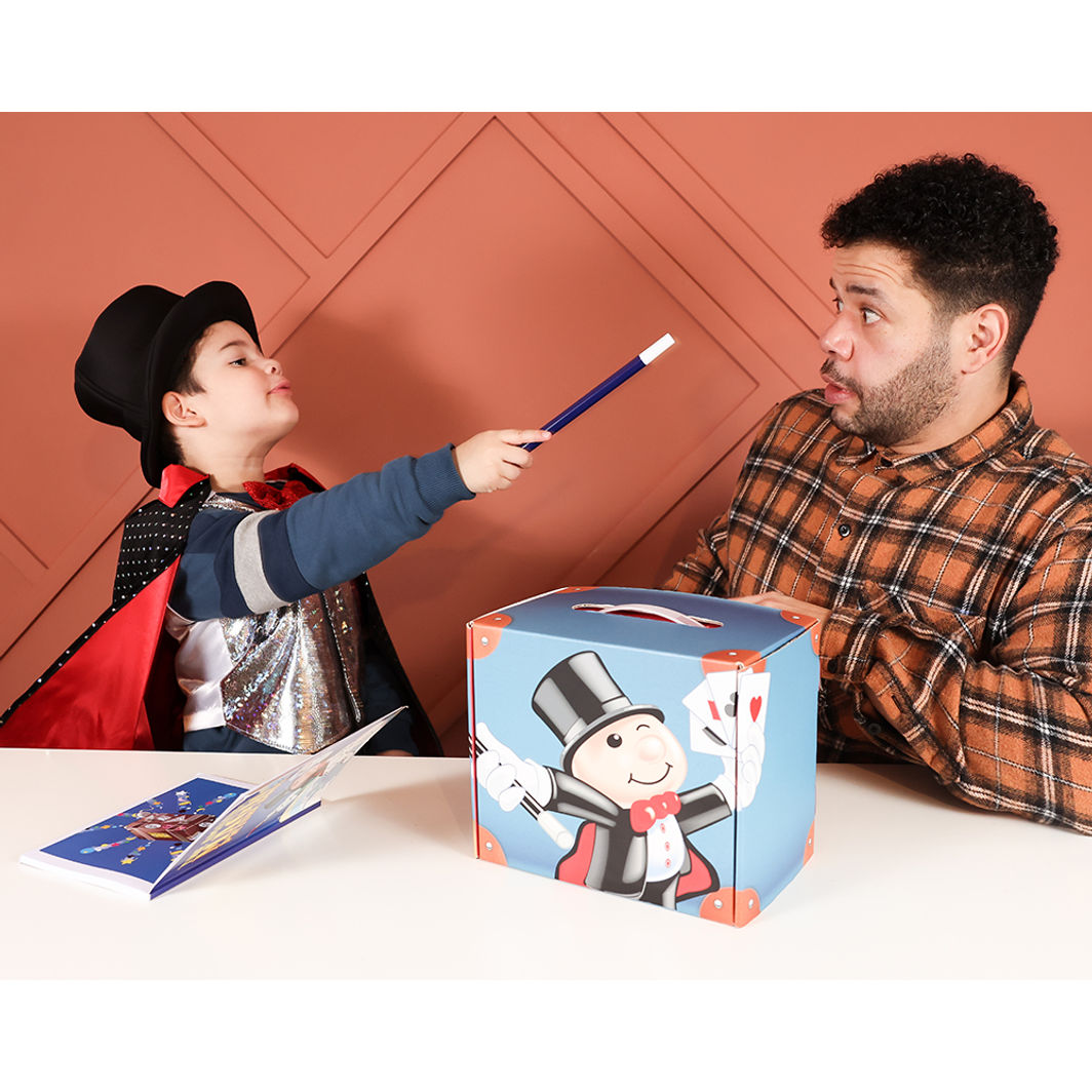 Marvins Magic, Utkledning - Tryllekunstner