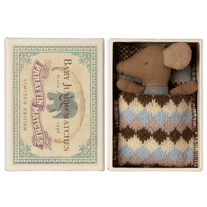 Maileg Sovende/våken babymus i fyrstikkeske - Blå