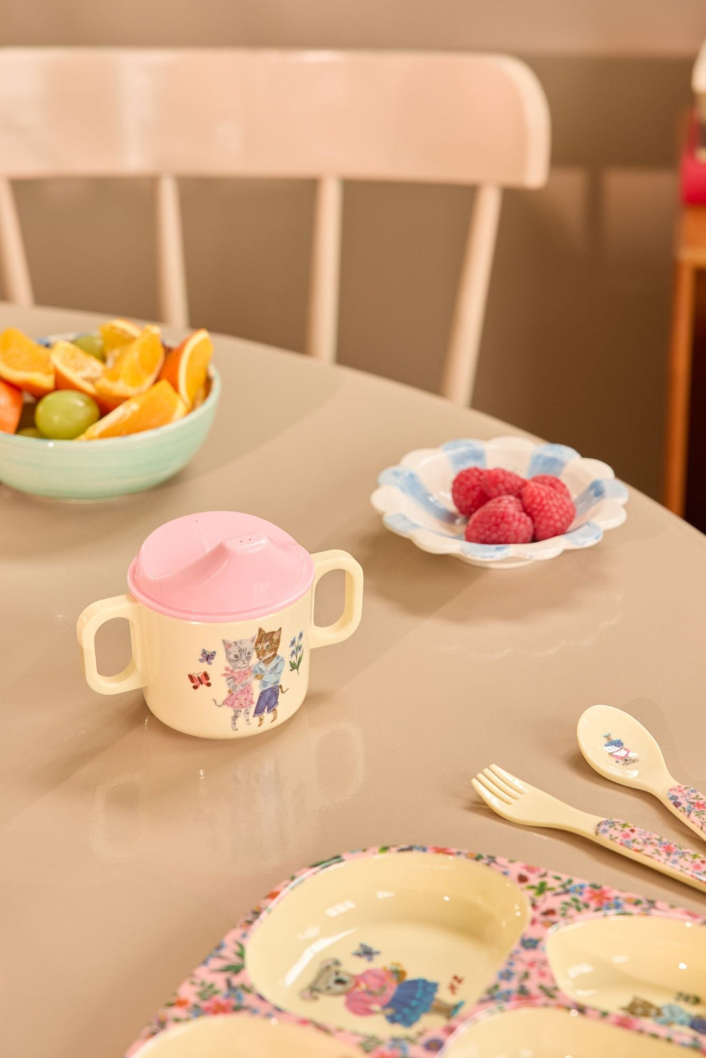 Rice Babykopp med to håndtak, Rosa - Nathalie Lété Print