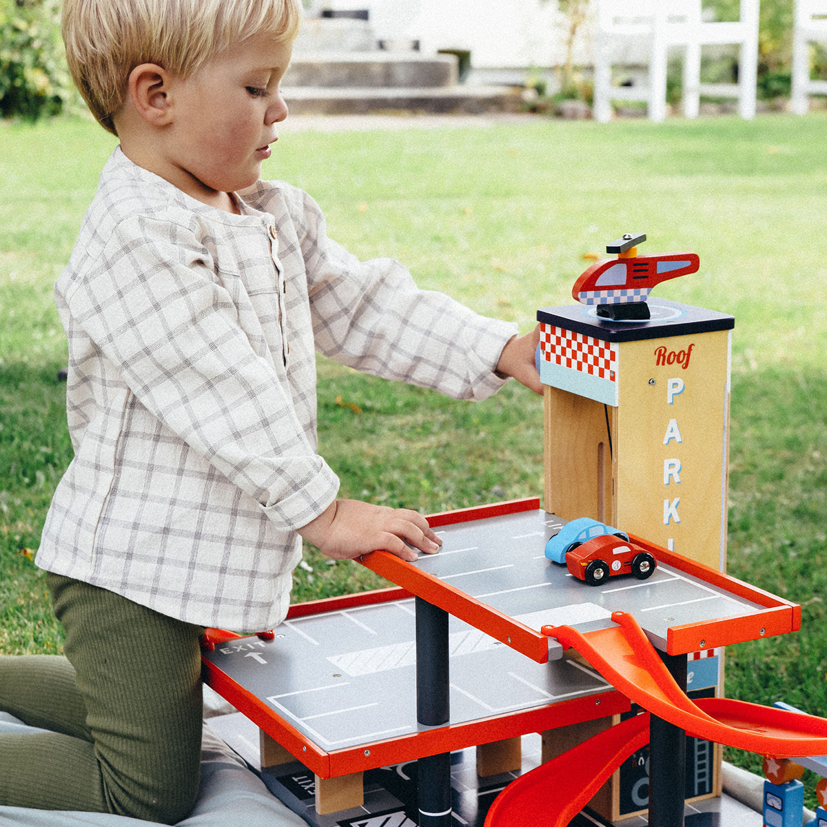 Tender Leaf - Parkeringshus