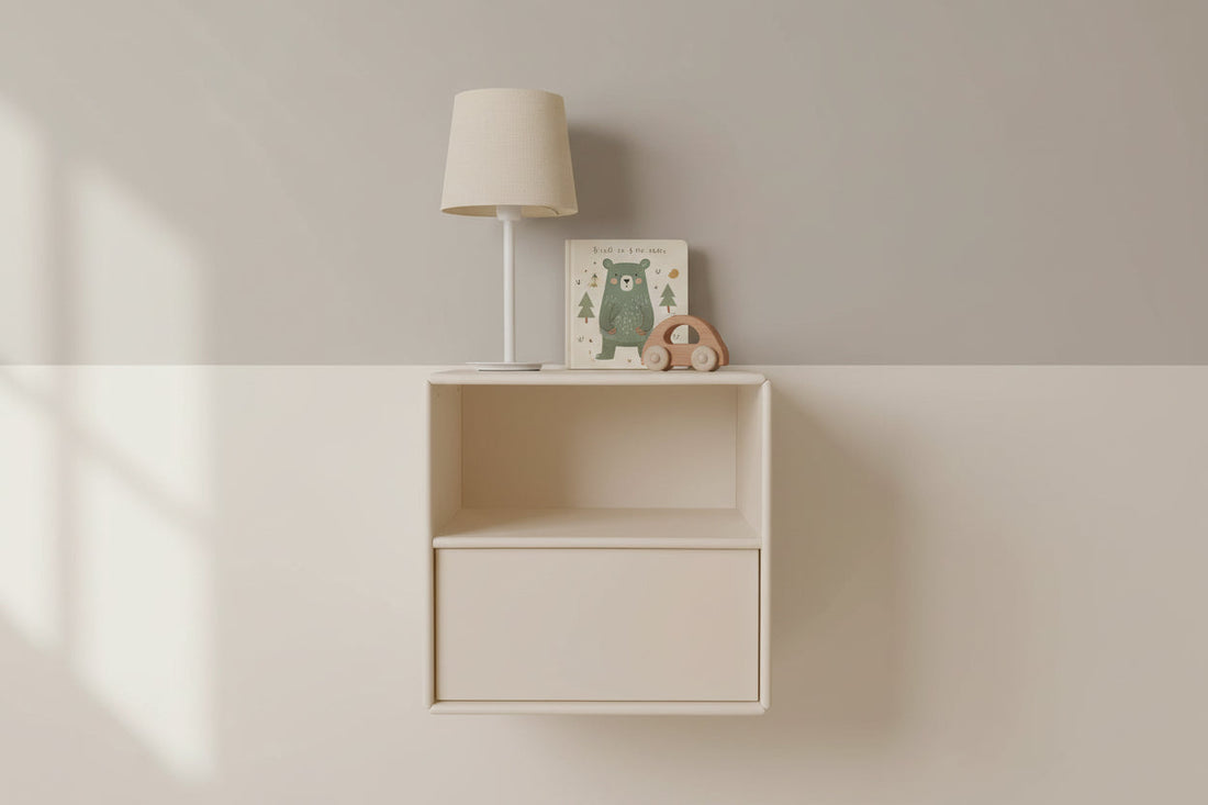 By Aulum Charlie nattbord med skuff, 40x40 cm - Sand