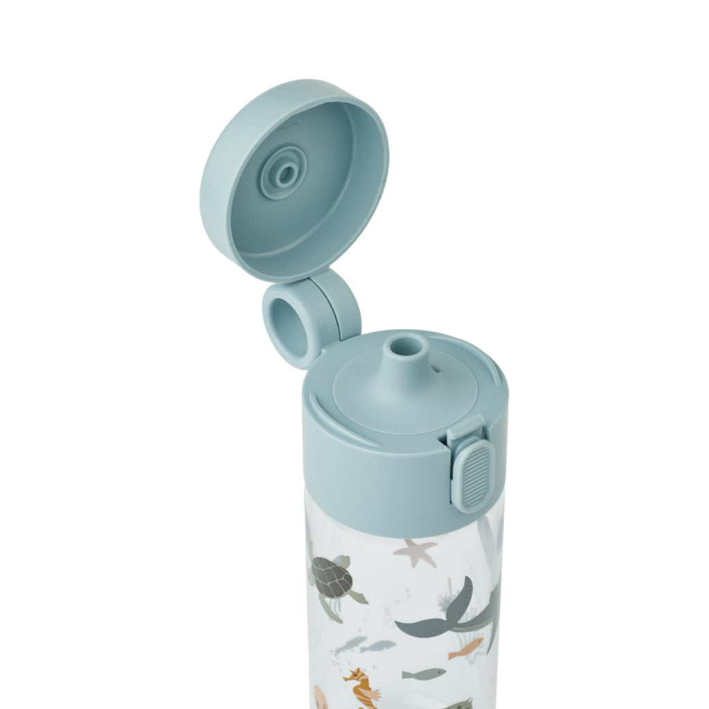 Liewood Clemence Tritan drikkedunk, 350 ml – Sea creature / Sandy
