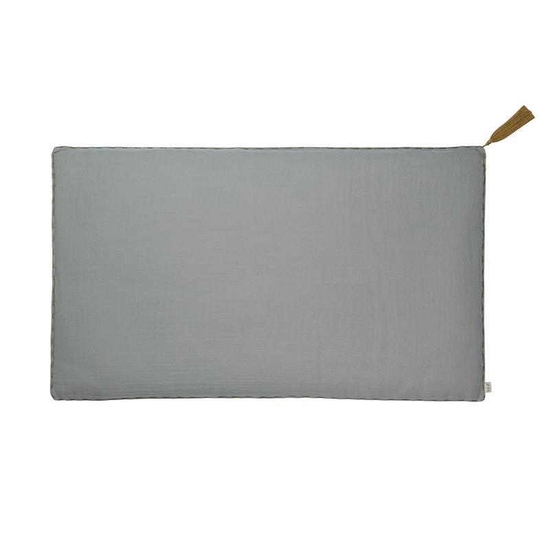 Numero 74 pude med kvast, 40 x 70 cm, silver grey