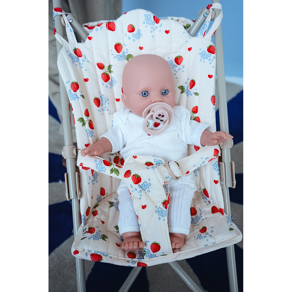 Konges Sløjd Coco dukke og klapvogn i gaveeske - fås kun hos Lirum Larum Leg