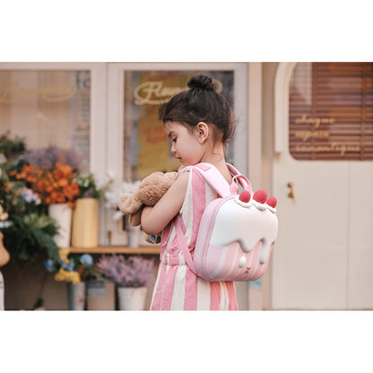 Zoy Zoii rygsekk, Strawberry cake