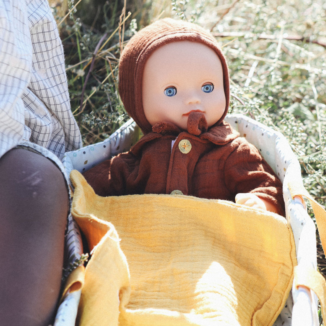 Djeco Pomea dukkebag, Blue Lines