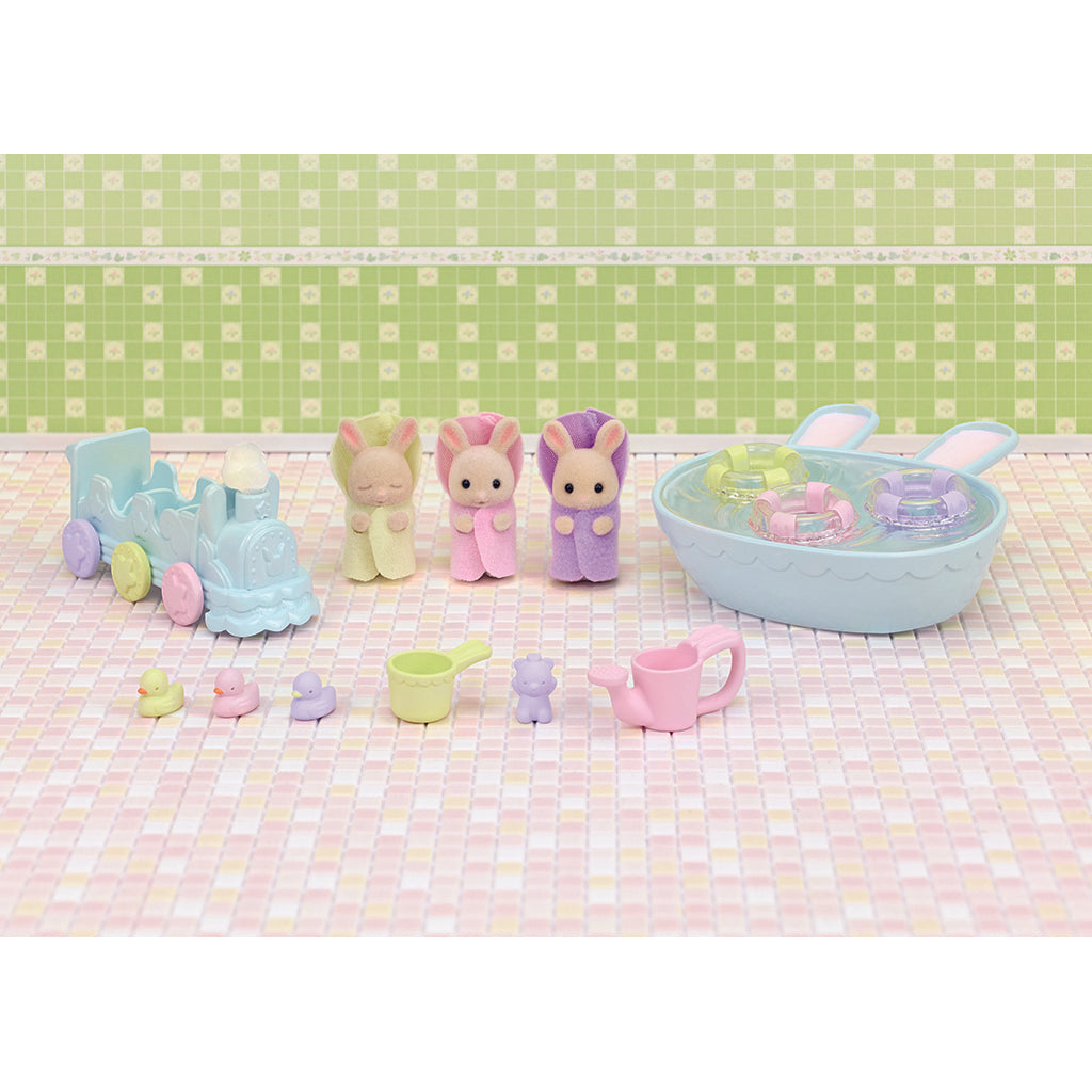 Sylvanian Families trillingernes badetidssæt med kanintrillinger og tilbehør
