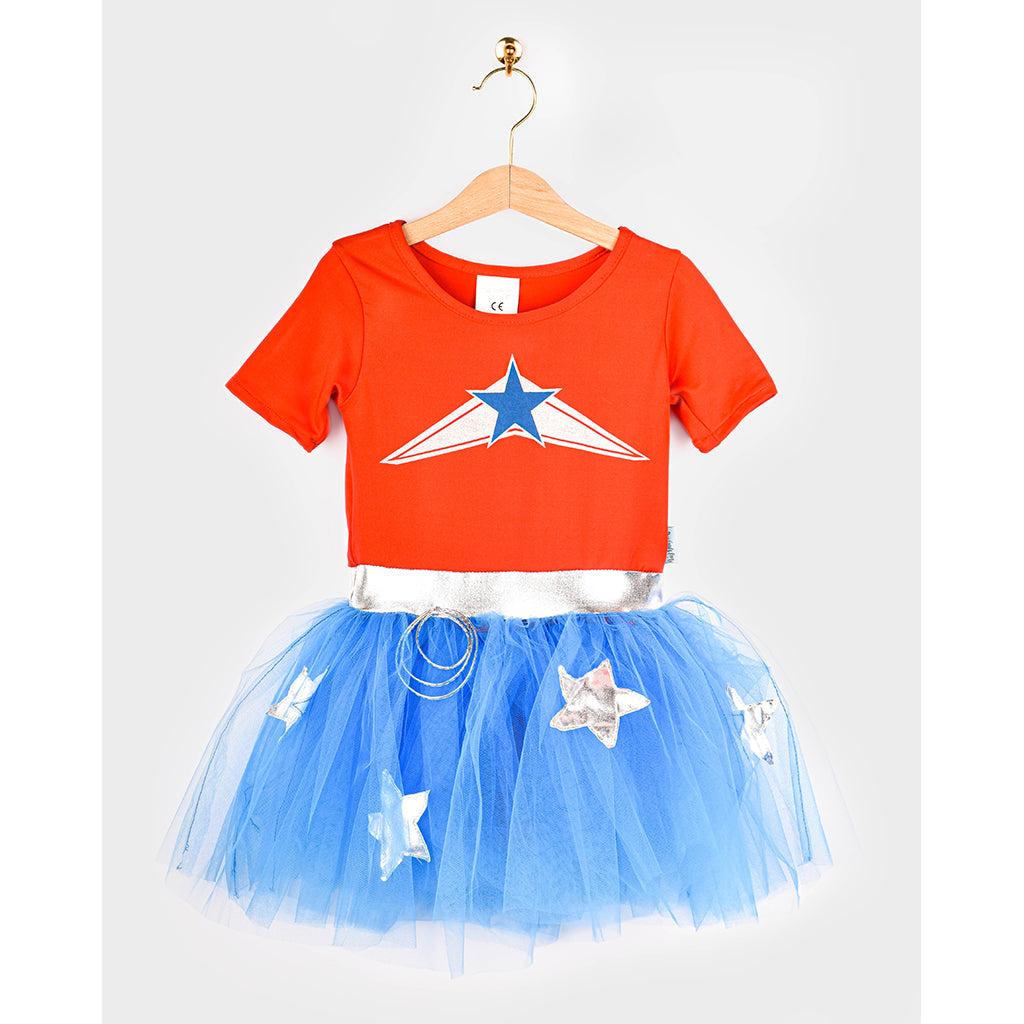 Den Goda Fen kostyme, Super Wondergirl med kappe – str. 4-6 år