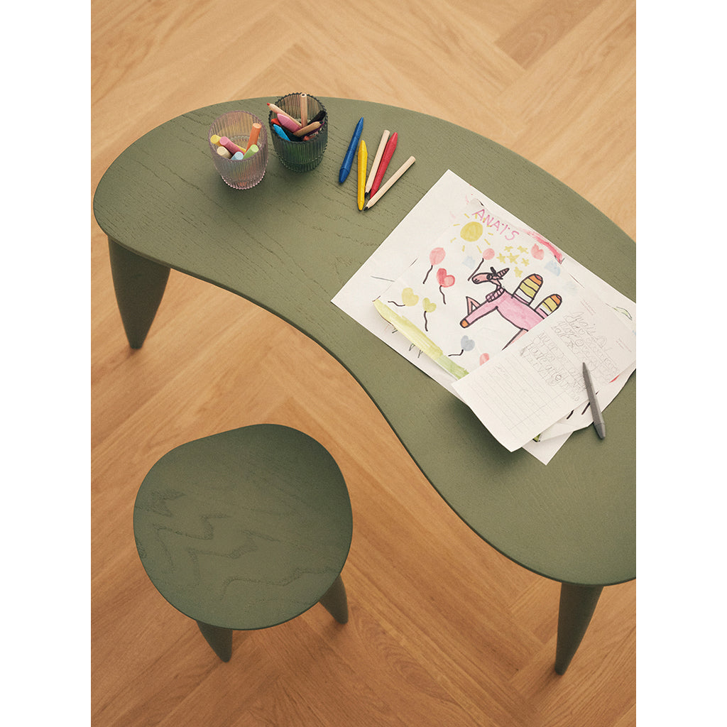 ferm Living barnestol, Feve Kids Stool - almengrønn