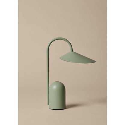 ferm Living, Arum Bærbar Lampe - Tea green