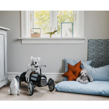 Gåbil i metall, svart