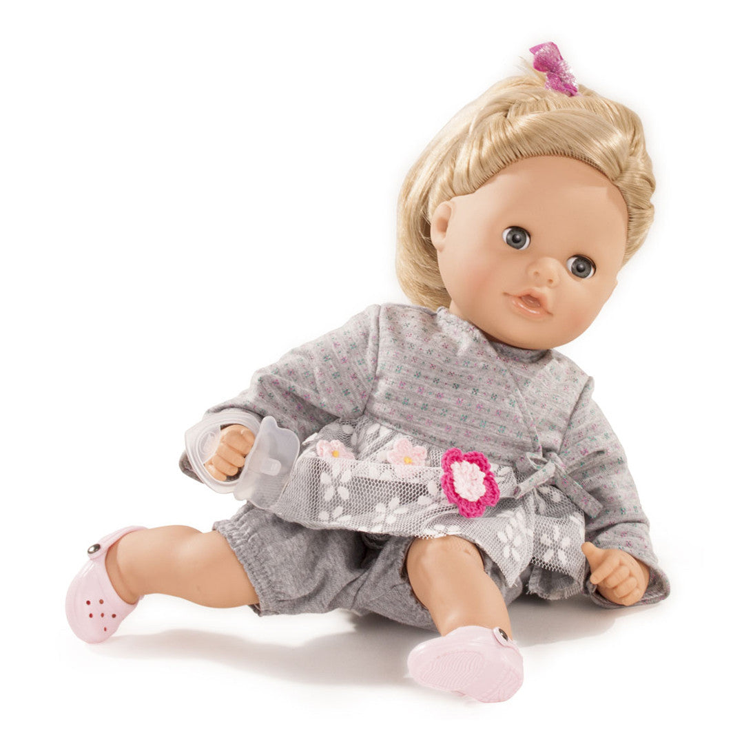 Götz dukke, Cosy Aquini med grå kjole - 33 cm