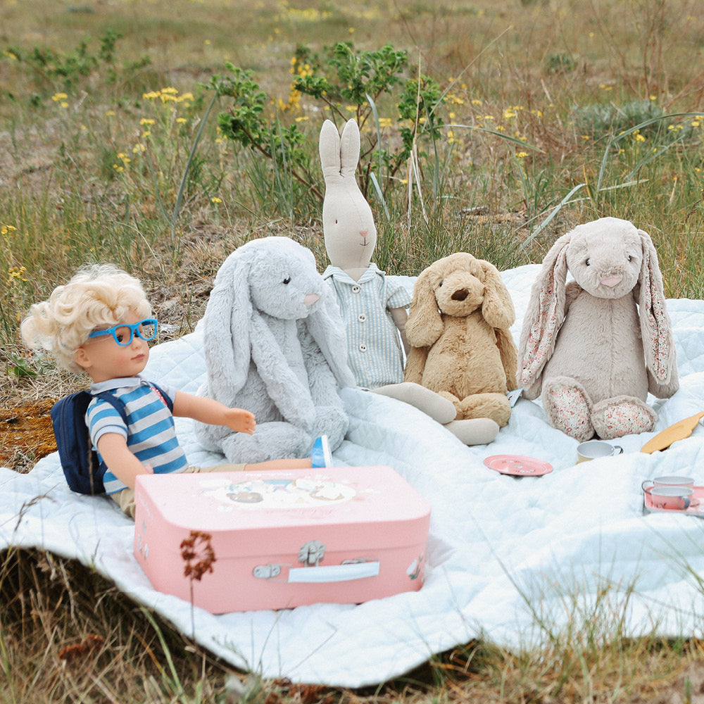 Our Generation dukke, Leo med sekk