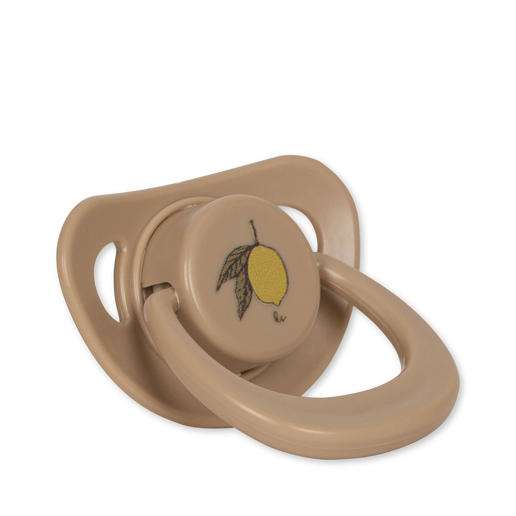 Konges Sløjd Dukke, Harriet – dukke som kan drikke og tisse