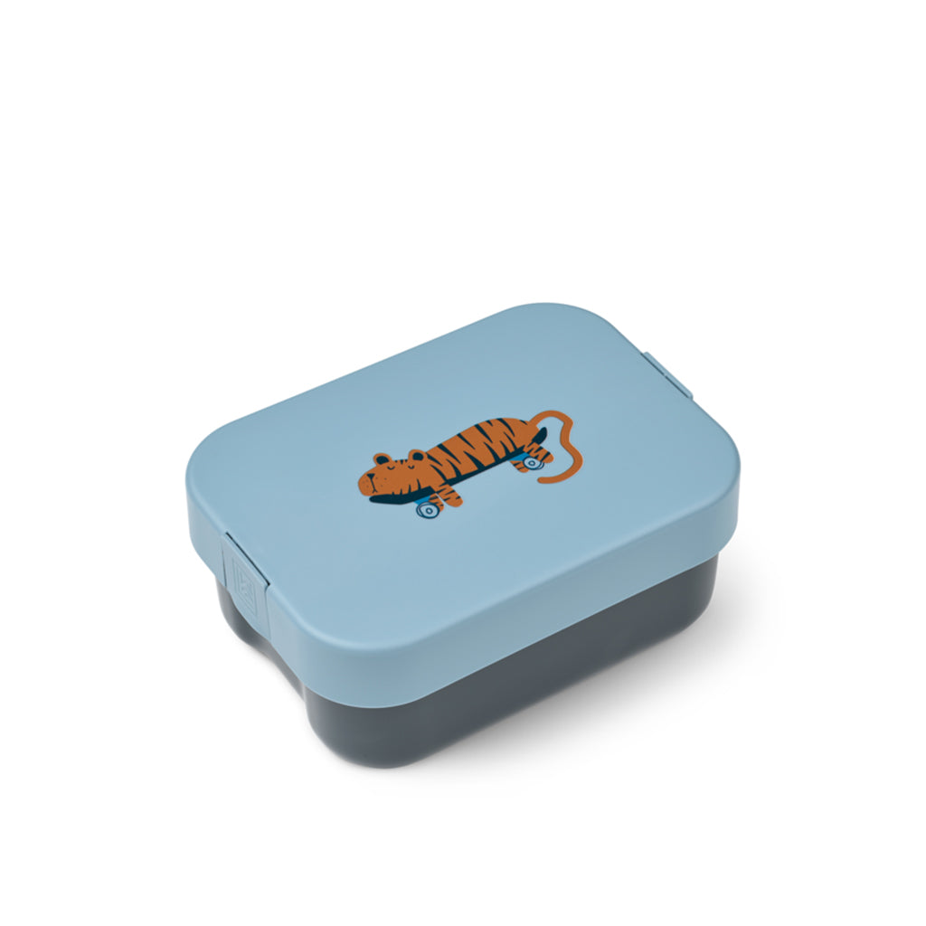 Liewood Kamil matboks med skje/gaffel, PP - Tiger/ Beach blue
