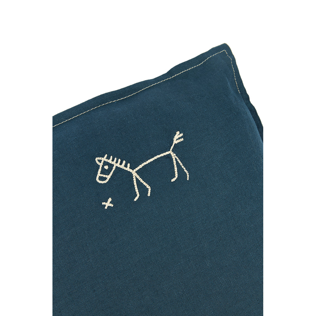 Nobodinoz brodert pute, 45 x 45 cm, vasket fransk lin - Deep blue