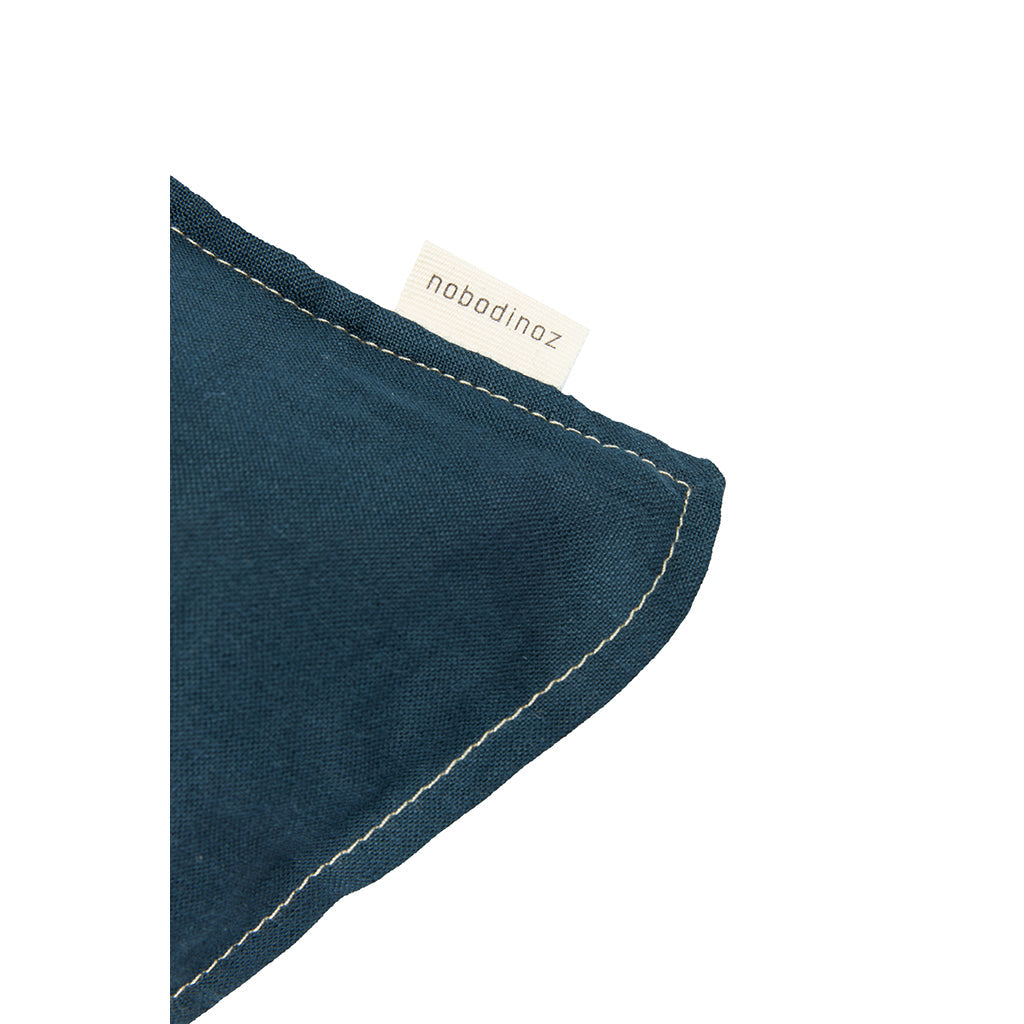 Nobodinoz brodert pute, 45 x 45 cm, vasket fransk lin - Deep blue