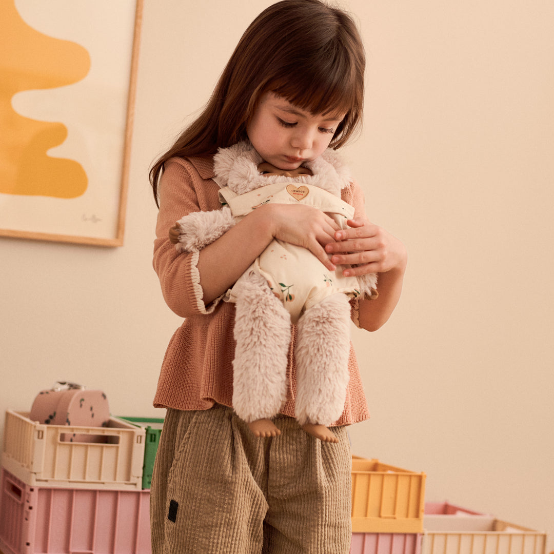 Liewood Eleanor-bæresele for dukke – Mini Me Peach / Seashell