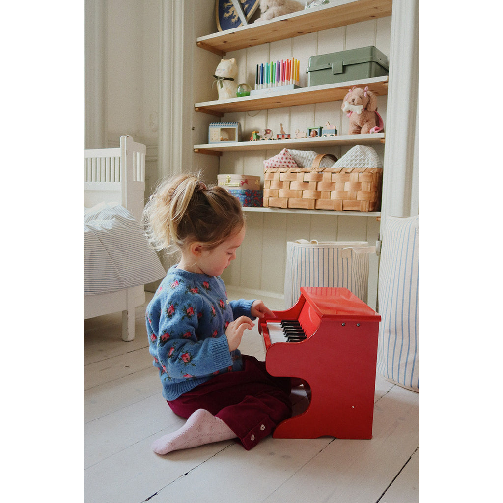 Konges Sløjd Glossy piano, piano i tre – Rød