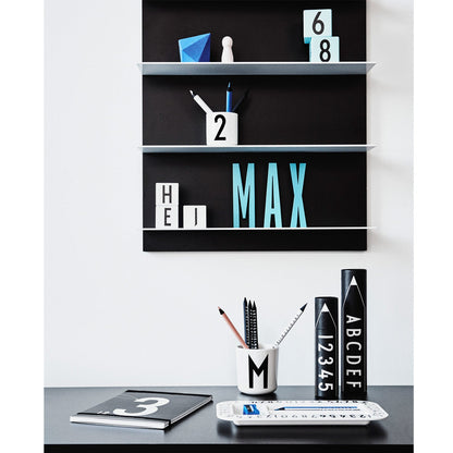 Design Letters bokstaver i tre, A - Å - Grå