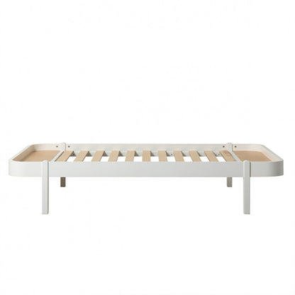 Oliver Furniture Wood Lounger seng hvid med tremmebund