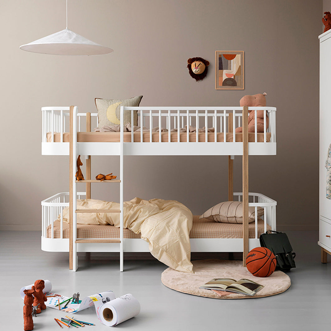Oliver Furniture, Wood Original halvhøy køyeseng - hvit/eik