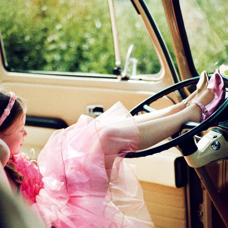 Prinsessesko skinnende rosa, str. 25-34