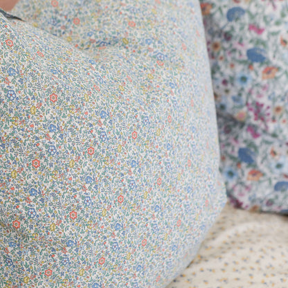 Lirum Larum Leg Mini, Liberty pute, 40 x 40 cm - Leonora