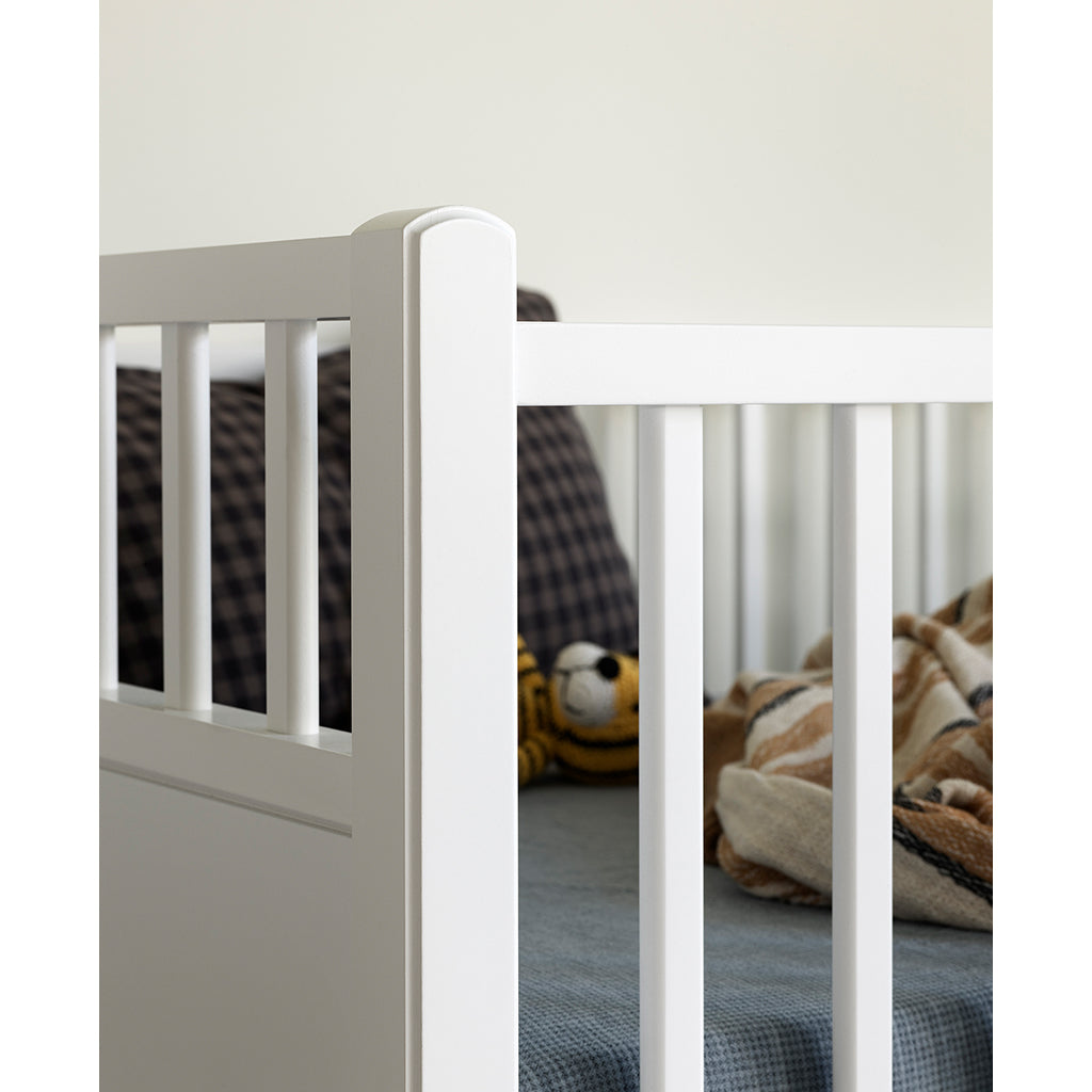 Oliver Furniture Classic Seaside køyeseng m. skrå stige