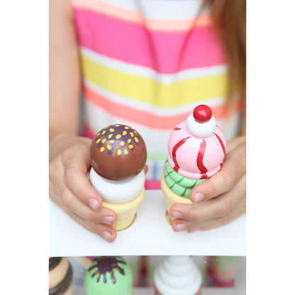 Mamamemo isbod i tre