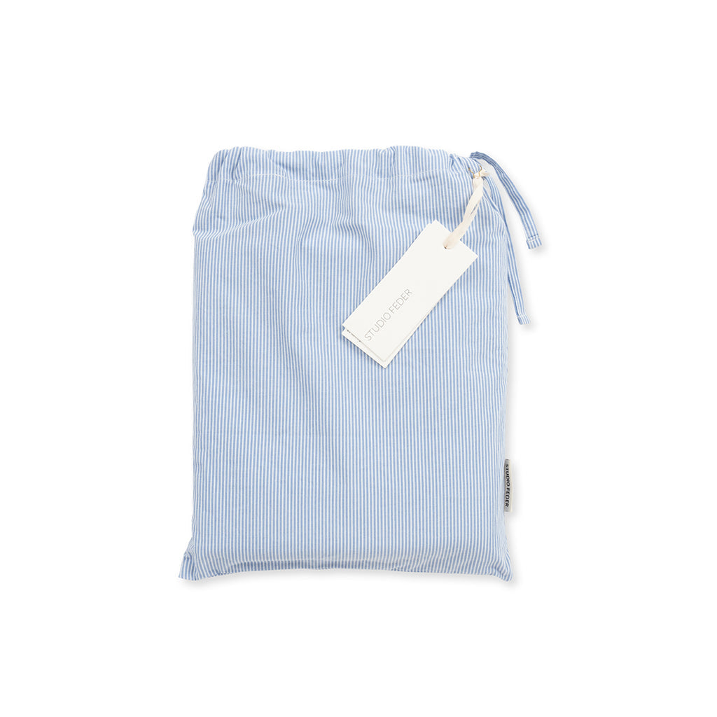 Studio Feder juniorsengetøy, økologisk - Milk Stripe