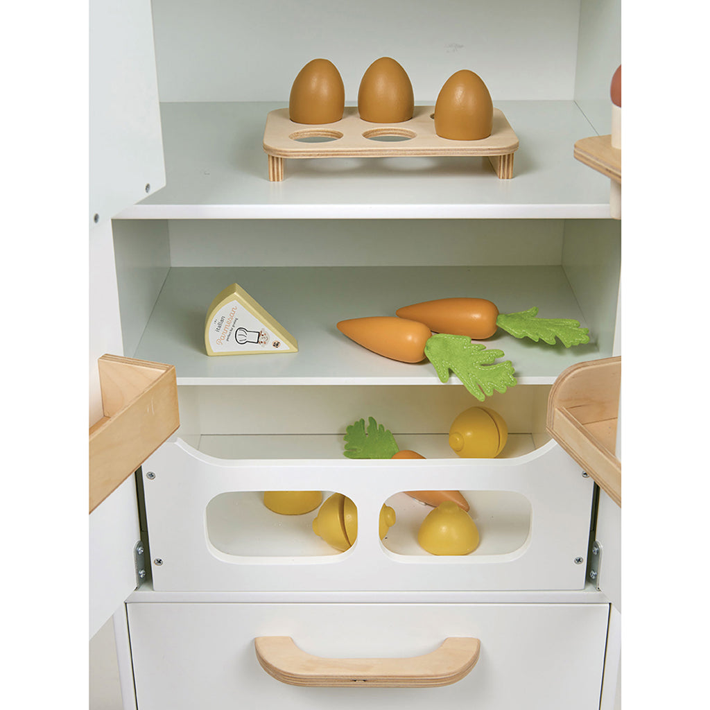 Tender Leaf, Kjøleskap i tre