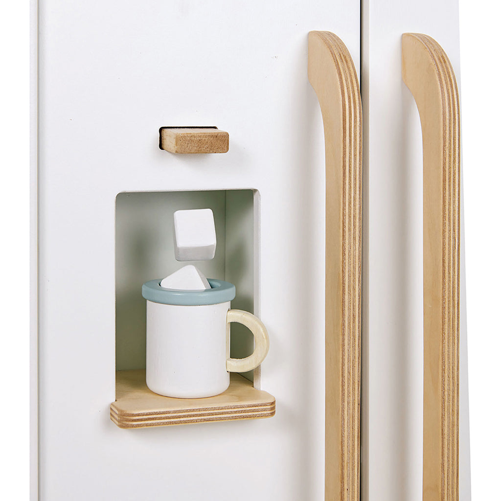 Tender Leaf, Kjøleskap i tre