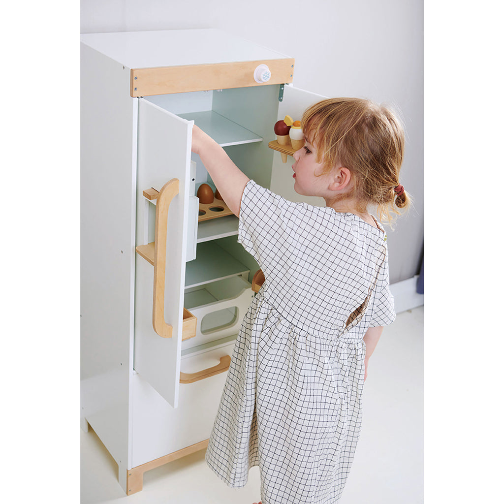 Tender Leaf, Kjøleskap i tre