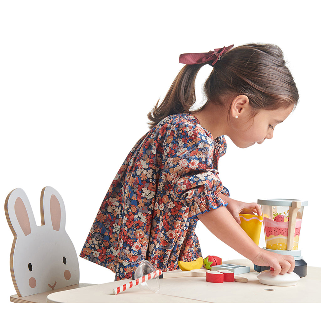 Tender Leaf, Lekemat i tre - Blender